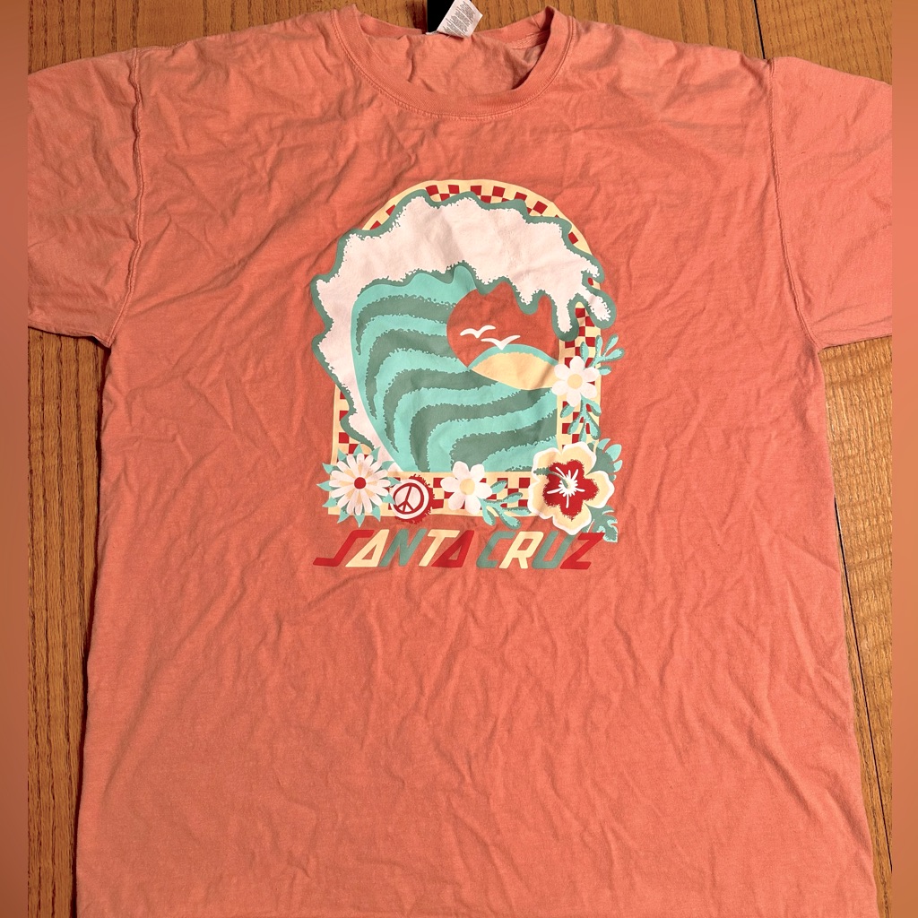 Santa Cruz Tee